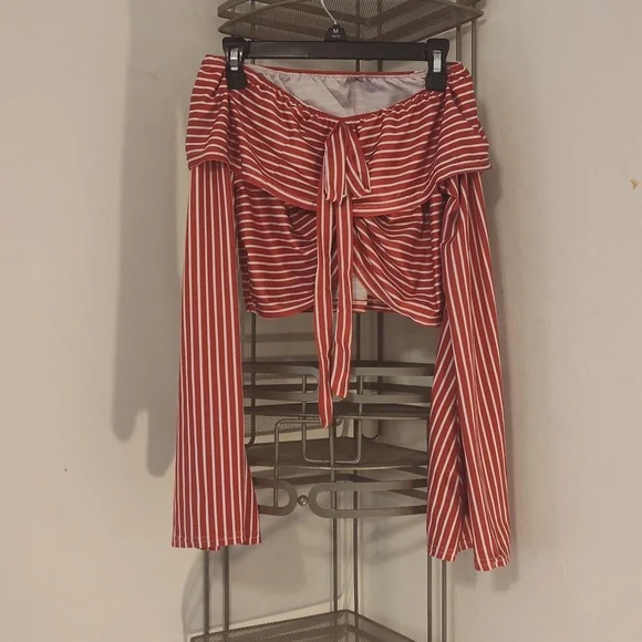 1950's Pinup Two Piece Set Size Large - Picture 4 of 6